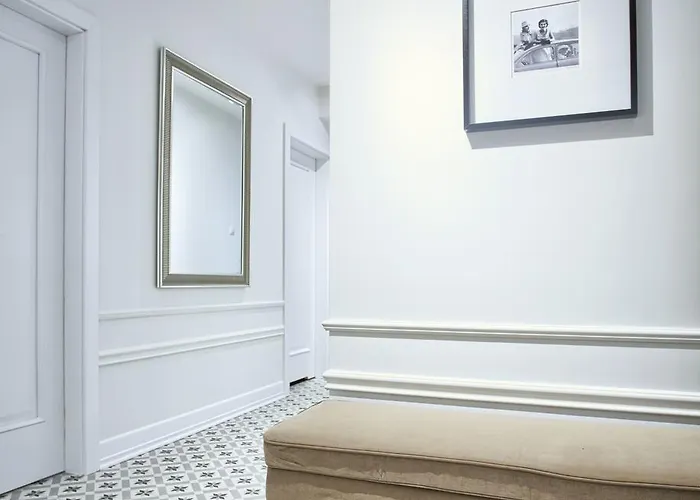 アパート August *